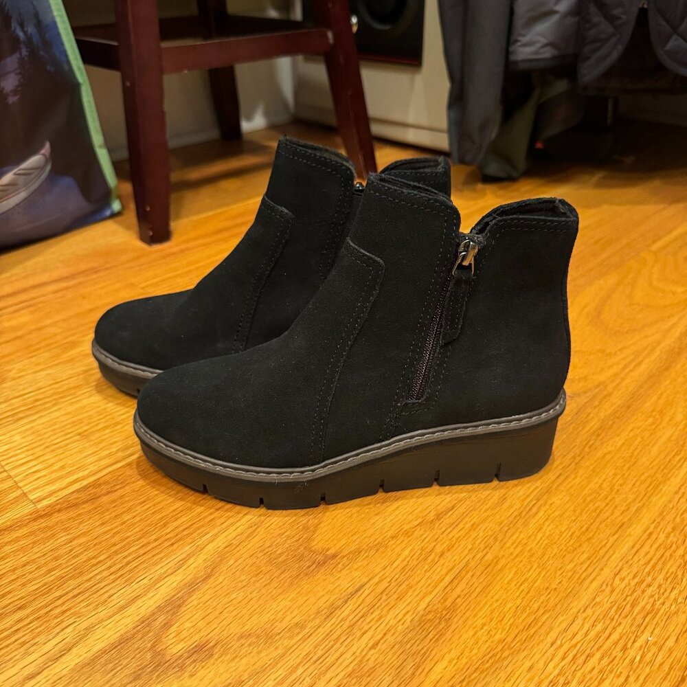 Clark’s wedge boots